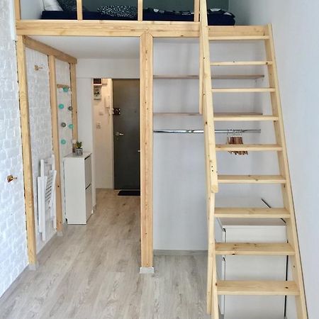 Apartament Zelazna วอร์ซอ ภายนอก รูปภาพ